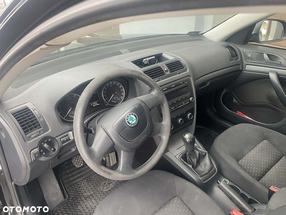 Skoda Octavia 1.6 - 4