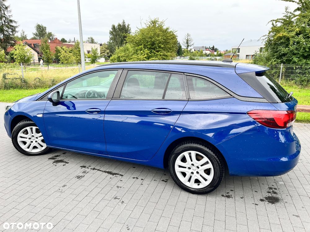 Opel Astra 1.6 CDTI Automatik Active - 1