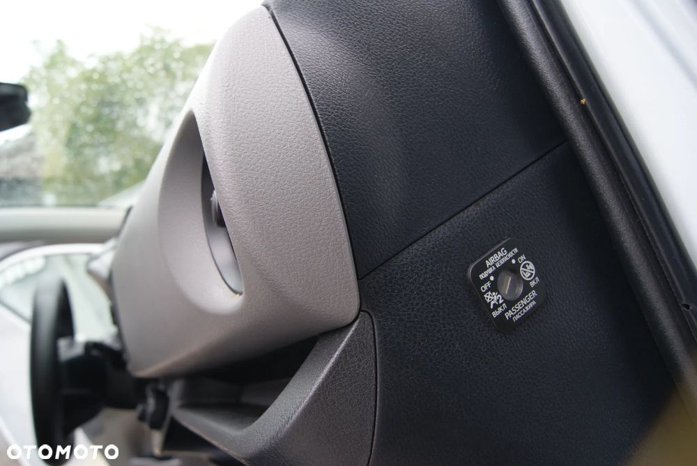 Toyota Yaris 1.0 Active - 18