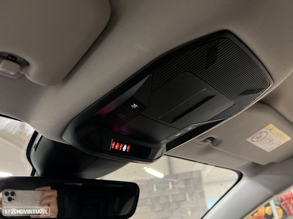 Peugeot 308 1.2 PureTech Allure - 31