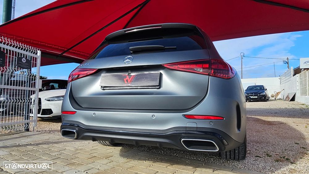 Mercedes-Benz C 300 e T 9G-TRONIC AMG Line - 25