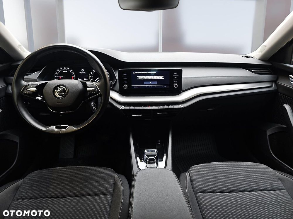 Skoda Octavia 2.0 TDI Ambition DSG - 8