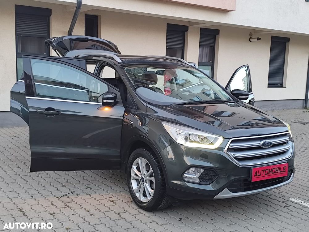 Ford Kuga - 8