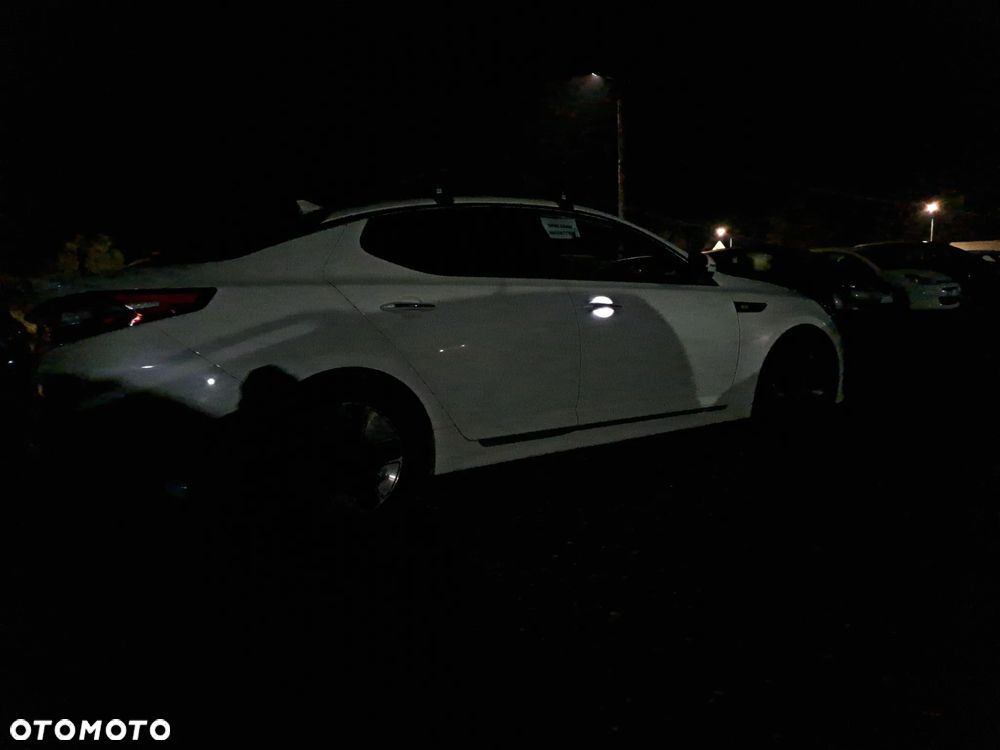 Kia Optima - 18