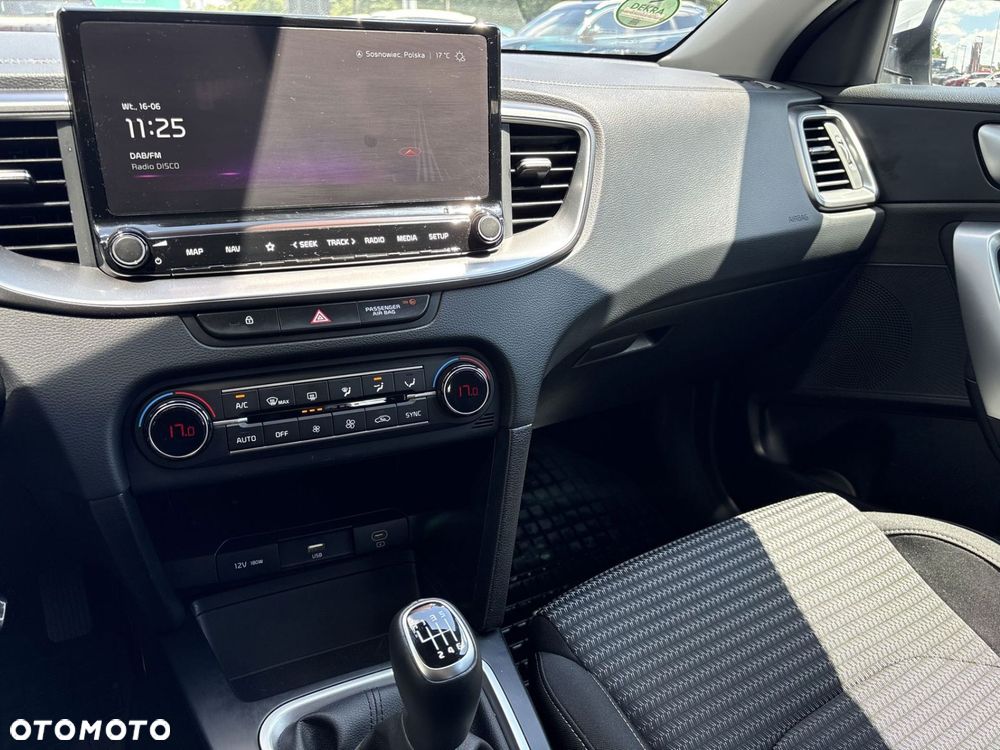 Kia Ceed - 20