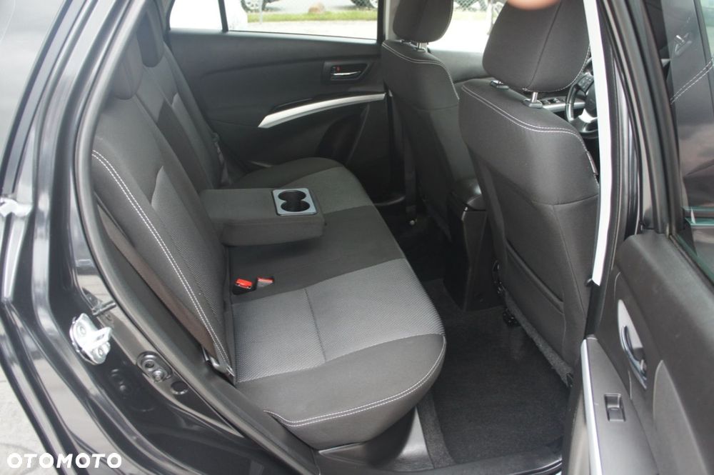 Suzuki SX4 S-Cross - 12