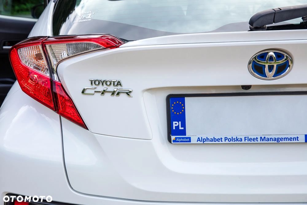 Toyota C-HR ver-1-8-hybrid-prestige - 16