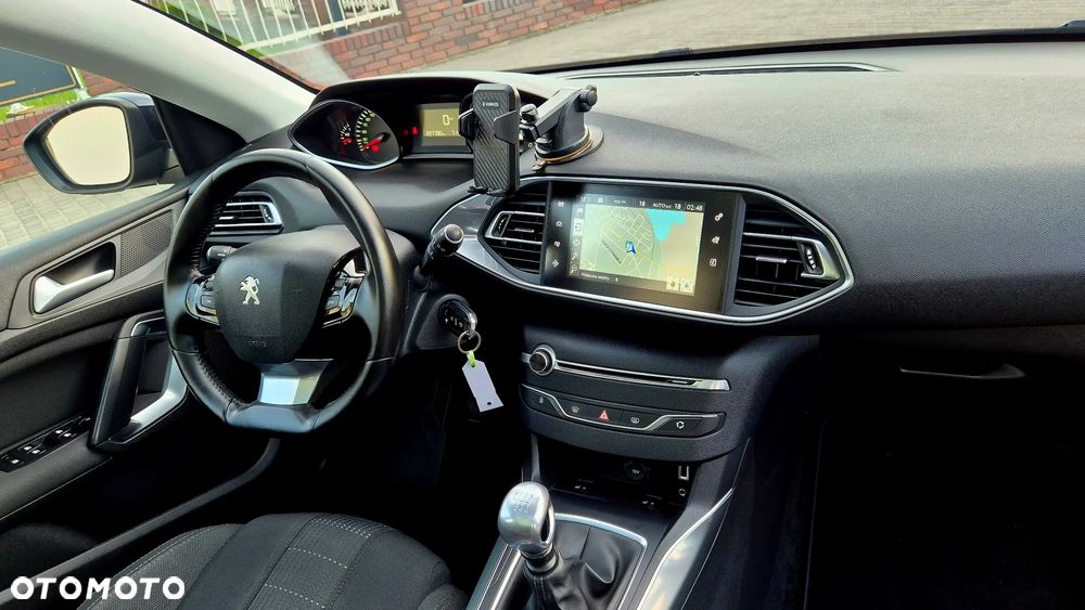 Peugeot 308 BlueHDi 150 Stop & Start Business-Line - 18