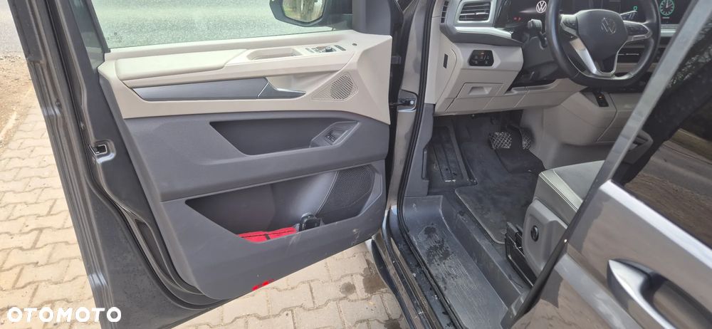 Volkswagen Multivan - 19