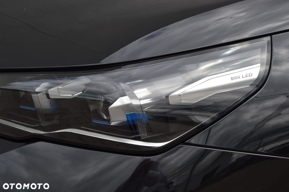 BMW Seria 5 520d xDrive mHEV M Sport - 8