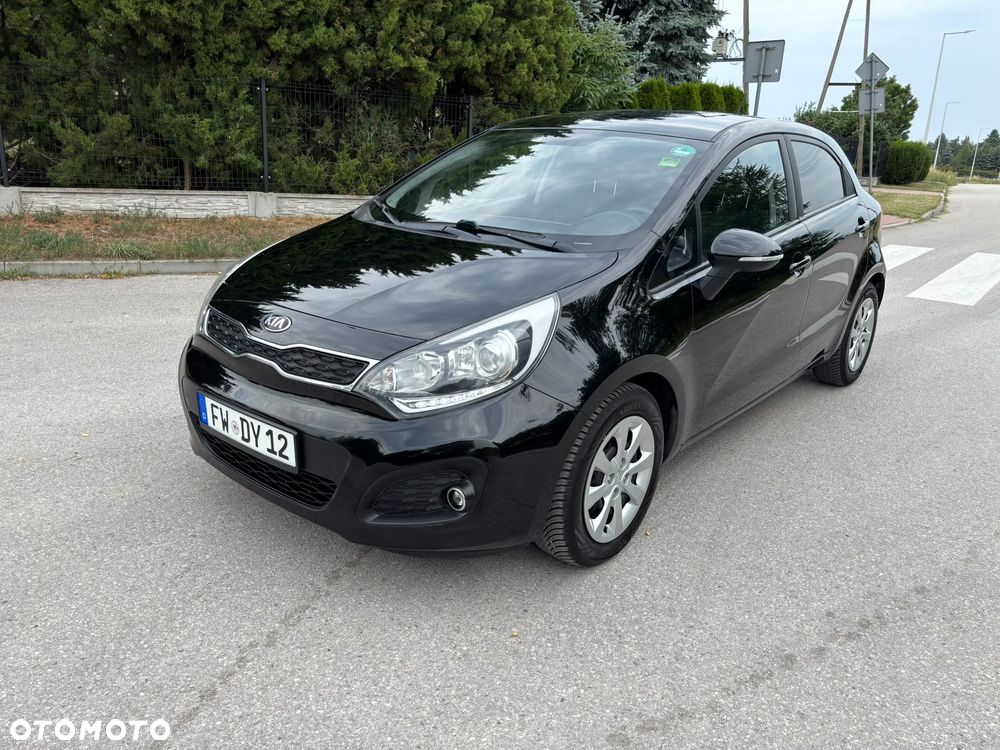 Kia Rio 1.2 Dream Team Edition - 26