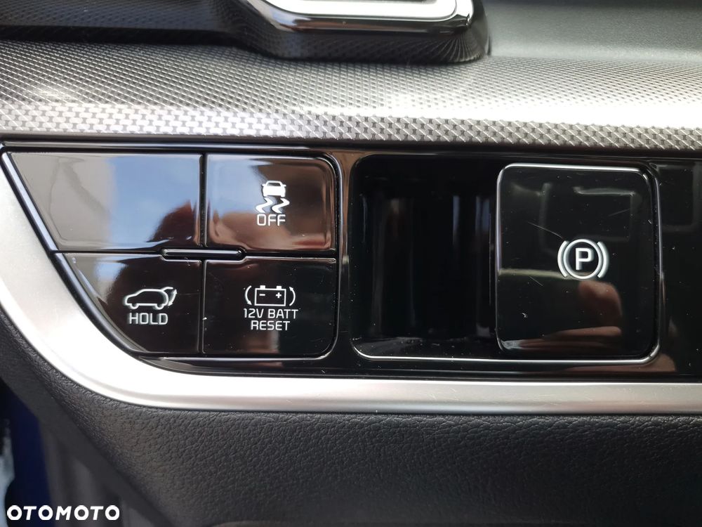 Kia Sportage 1.6 T-GDI HEV Business Line 4WD - 24