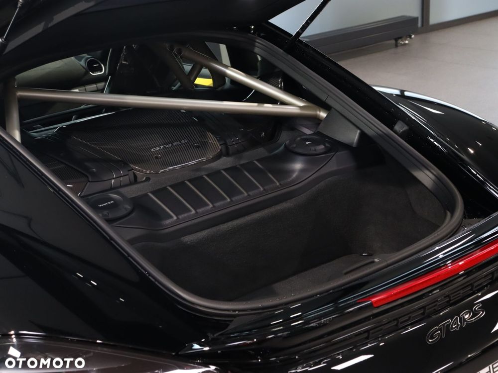 Porsche 718 Cayman GPF GT4 RS PDK - 29