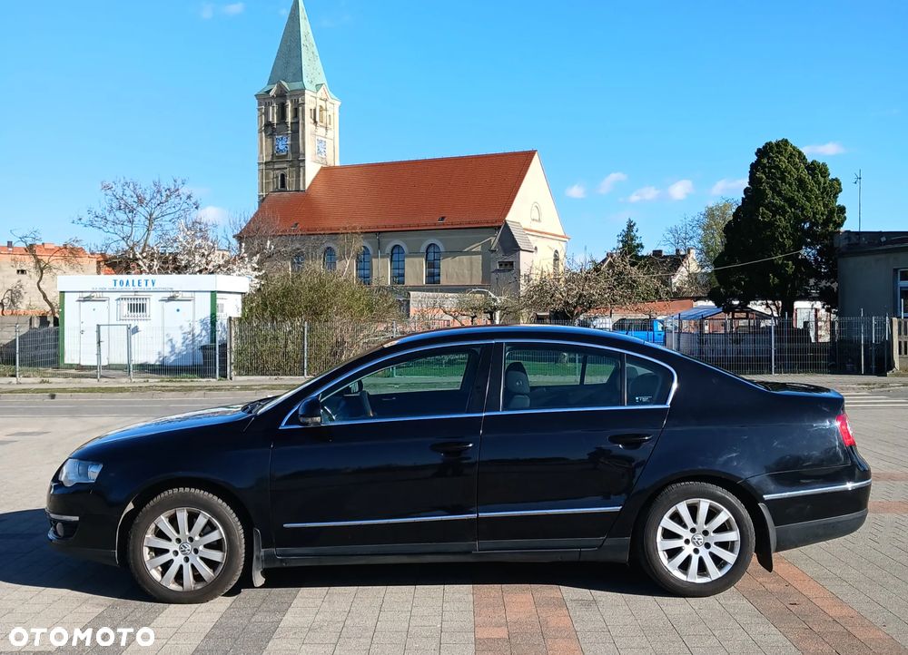 Volkswagen Passat - 5