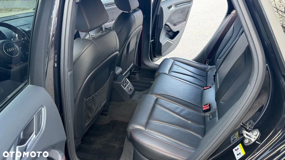 Audi RS3 Sportback Standard - 6