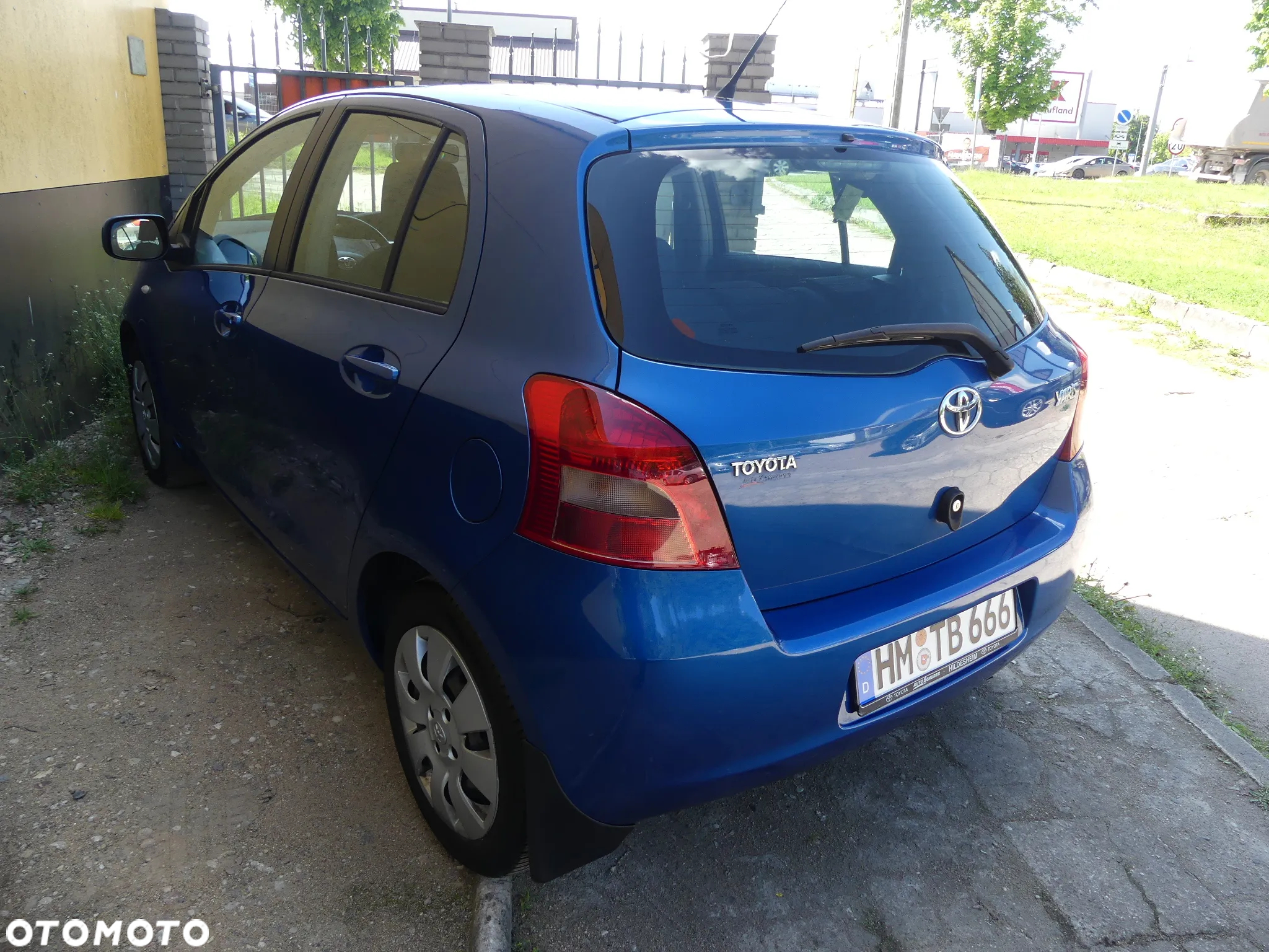 Toyota Yaris 1.3 VVT-i Cool - 12