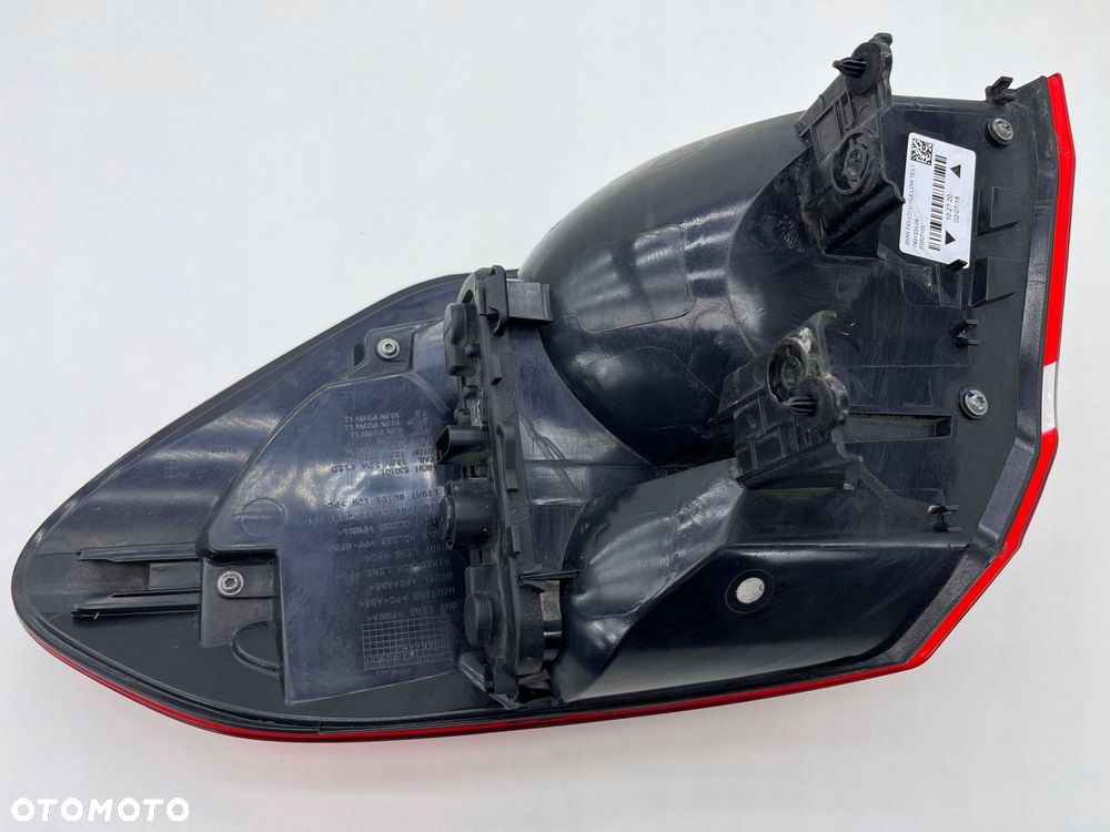 BMW 2 F45 LCI LAMPA LEWA W BŁOTNIK TYŁ 7491335 - 7