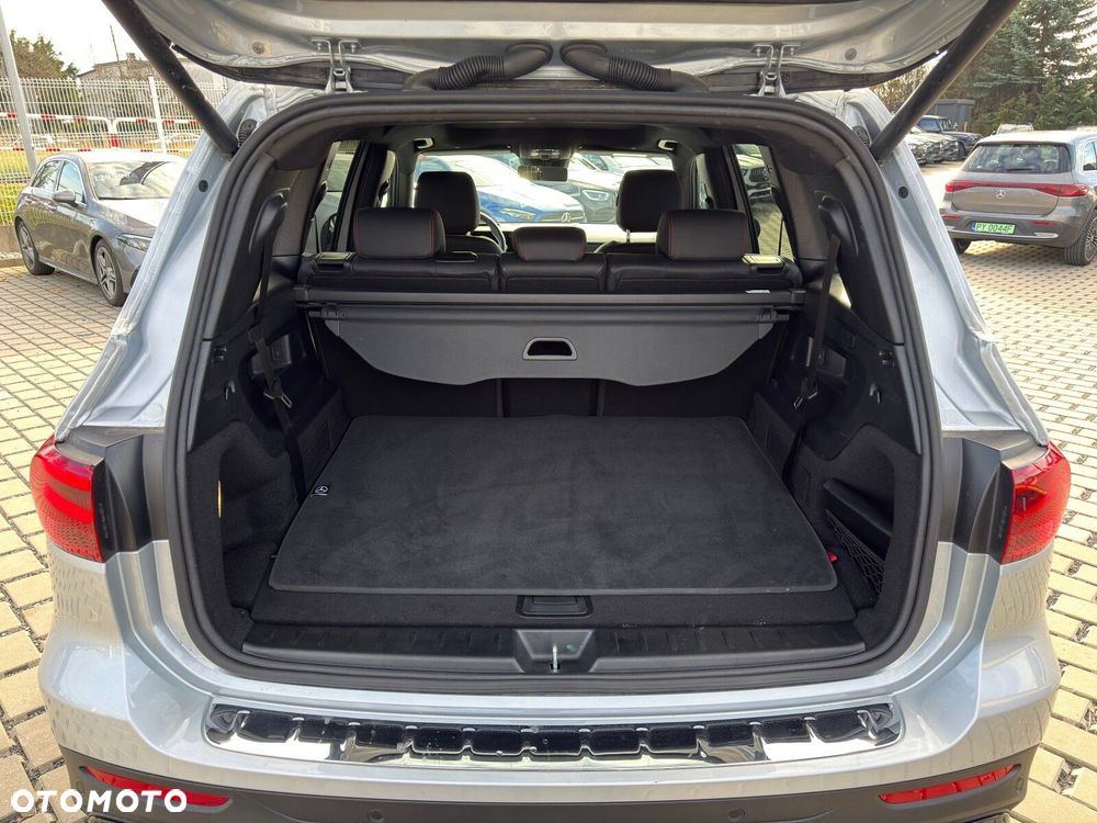 Mercedes-Benz GLB 200 AMG Line 7G-DCT - 31