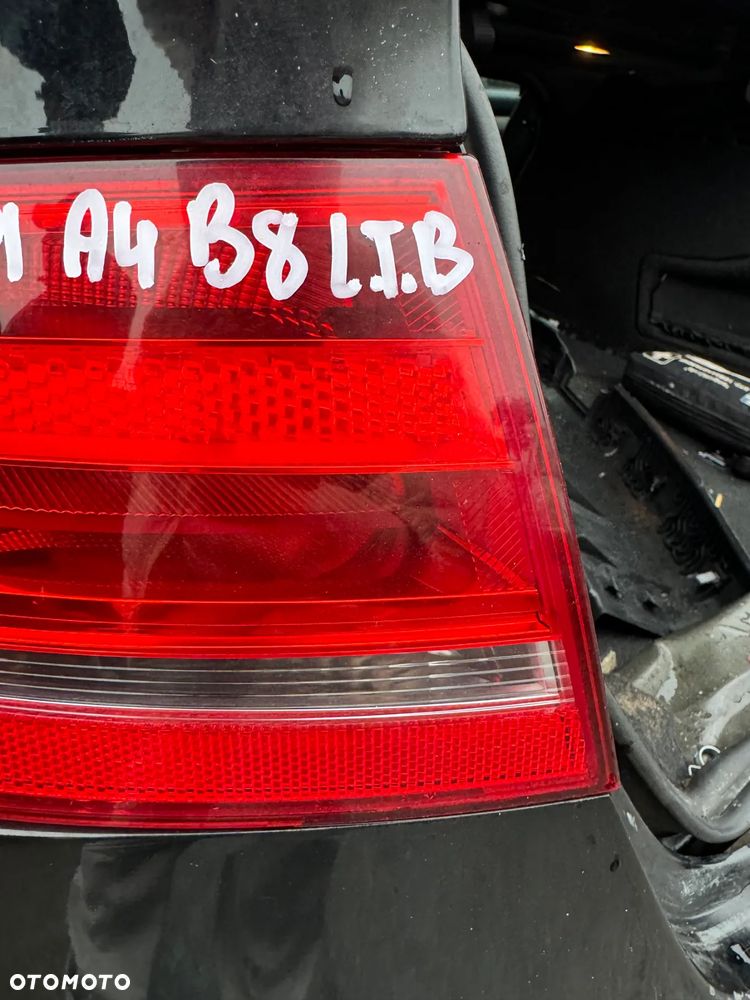 AUDI A4 B8 LAMPA LEWA TYLNA LEWY TYŁ Z BŁOTNIKA SEDAN - 5