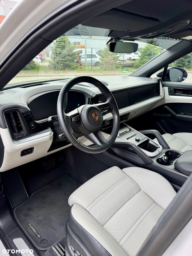 Porsche Cayenne E-Hybrid PHEV - 11