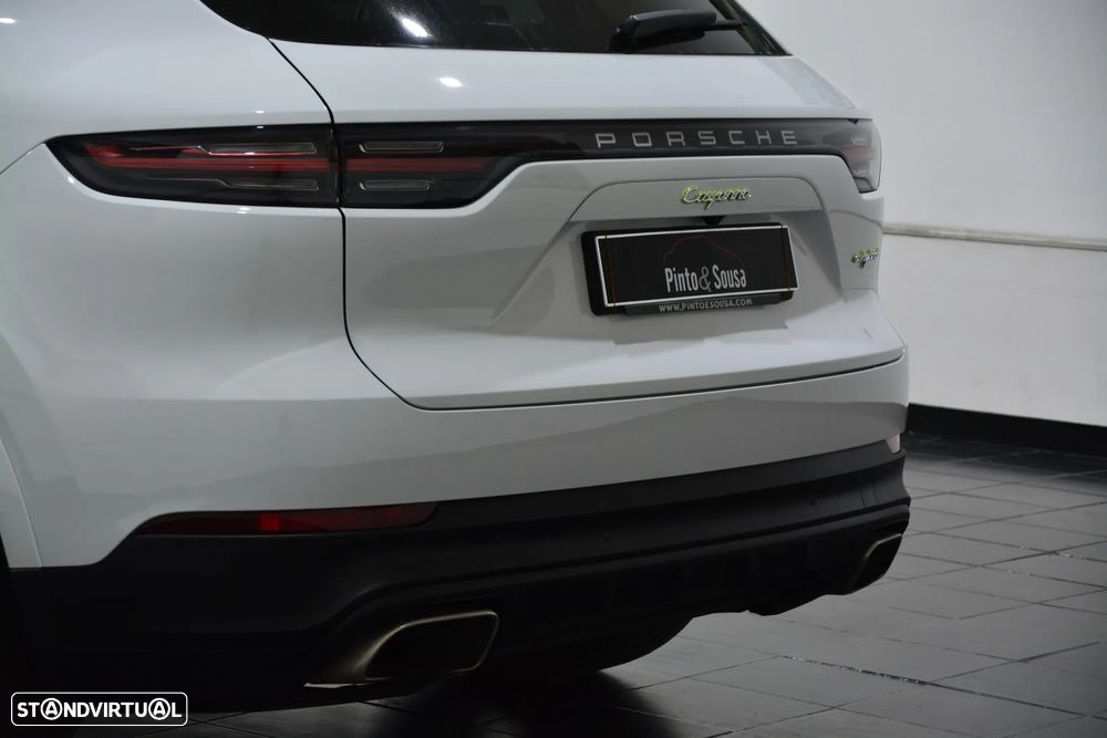 Porsche Cayenne E-Hybrid - 8