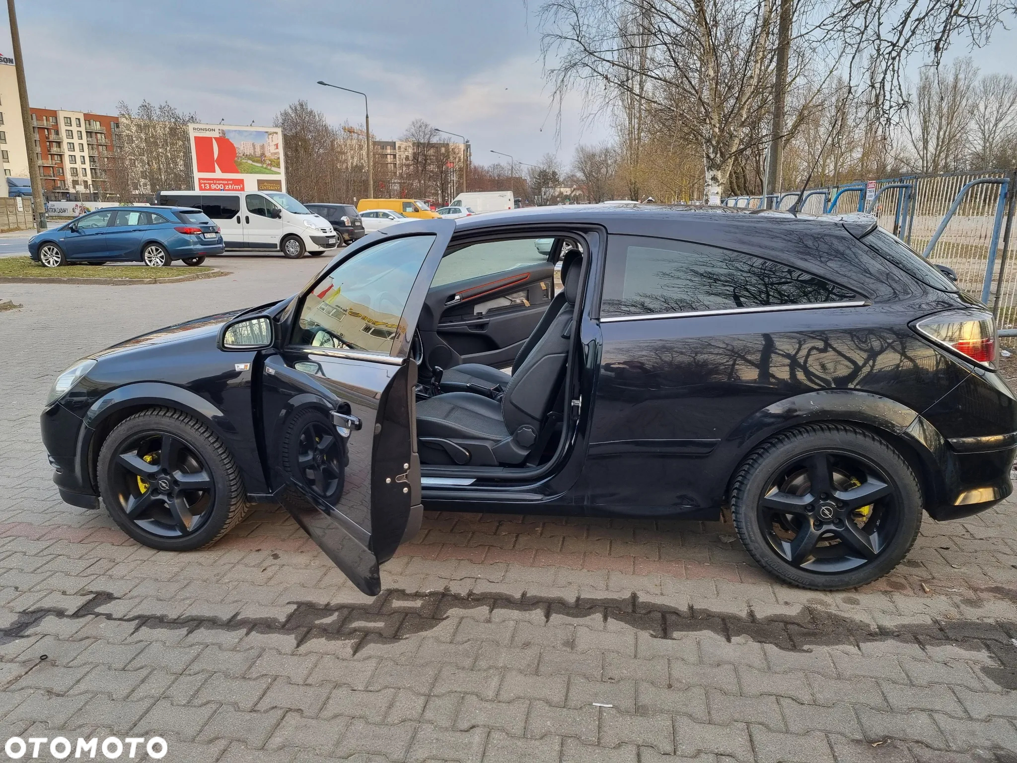 Opel Astra GTC 1.6 Sport - 3