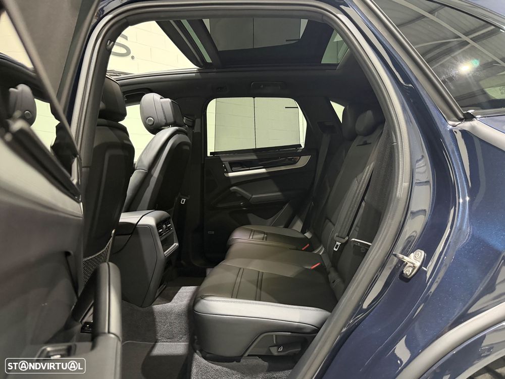 Porsche Cayenne E-Hybrid - 9