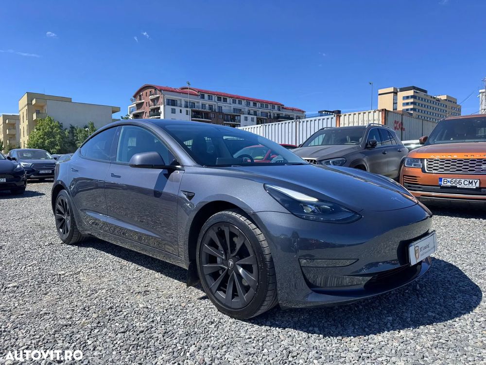 Tesla Model 3 Long Range AWD Premium - 1
