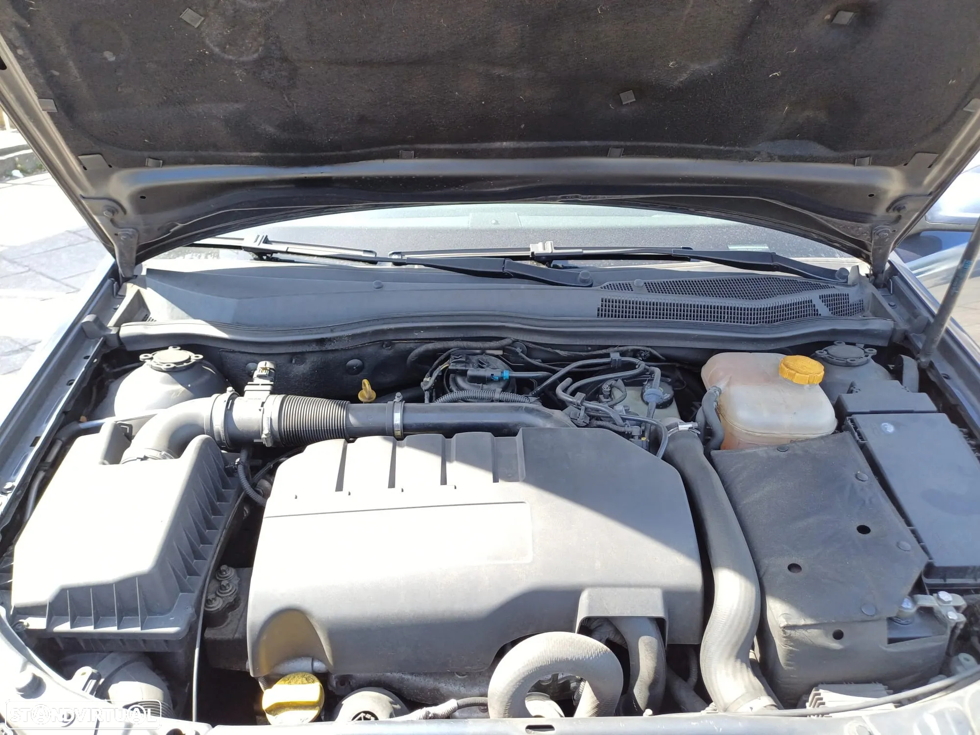 Opel Astra GTC 1.3 CDTi - 12