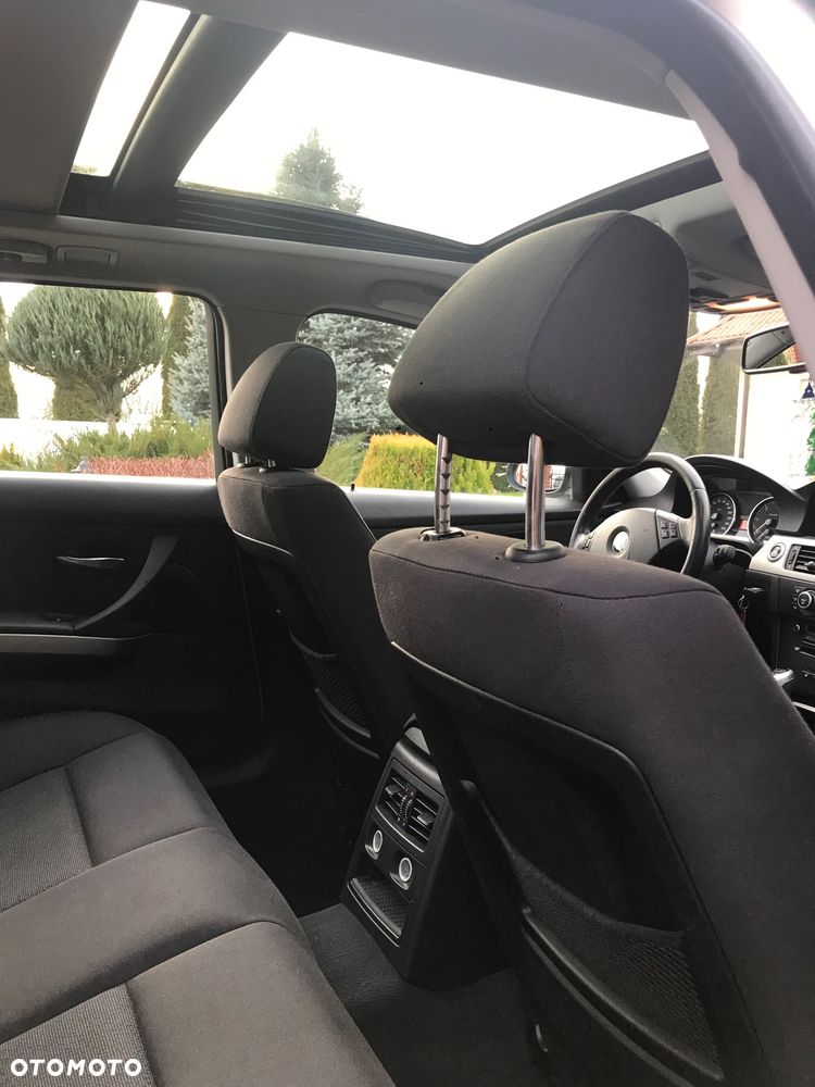 BMW Seria 3 320d - 12
