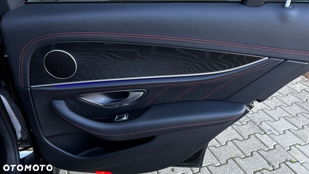 Mercedes-Benz Klasa E AMG 53 4-Matic+ - 25
