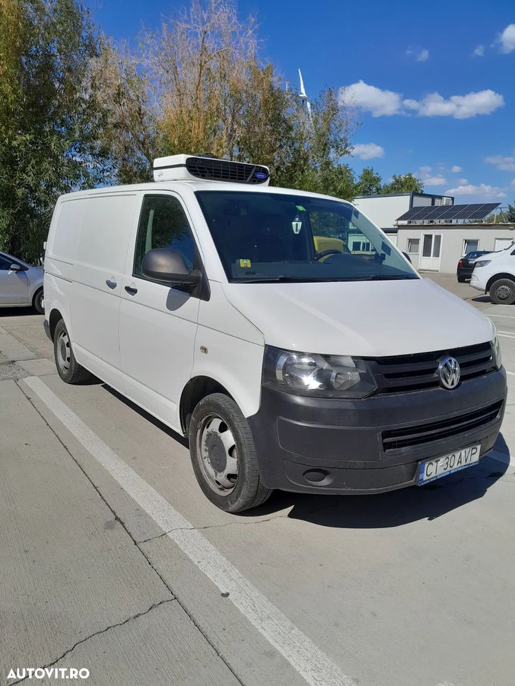Volkswagen Transporter - 2