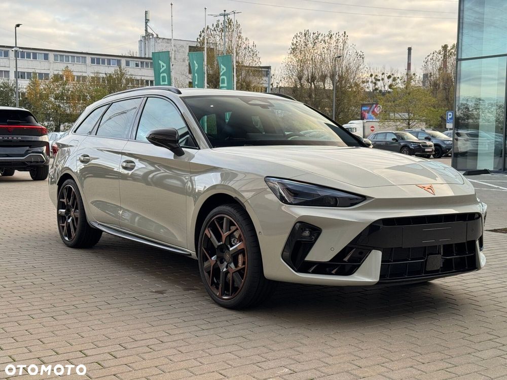 Cupra Leon Sportstourer - 3