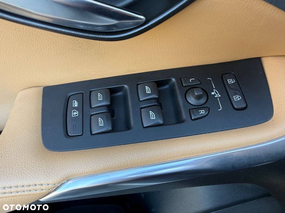 Volvo V40 D3 Drive-E SCR Inscription - 20