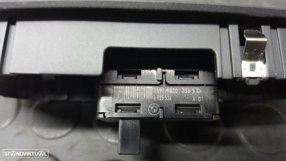 COMANDO DO ELEVADOR FRENTE DIREITO BMW SERIE 1 BERLINA (E81/E87) 120D - 2