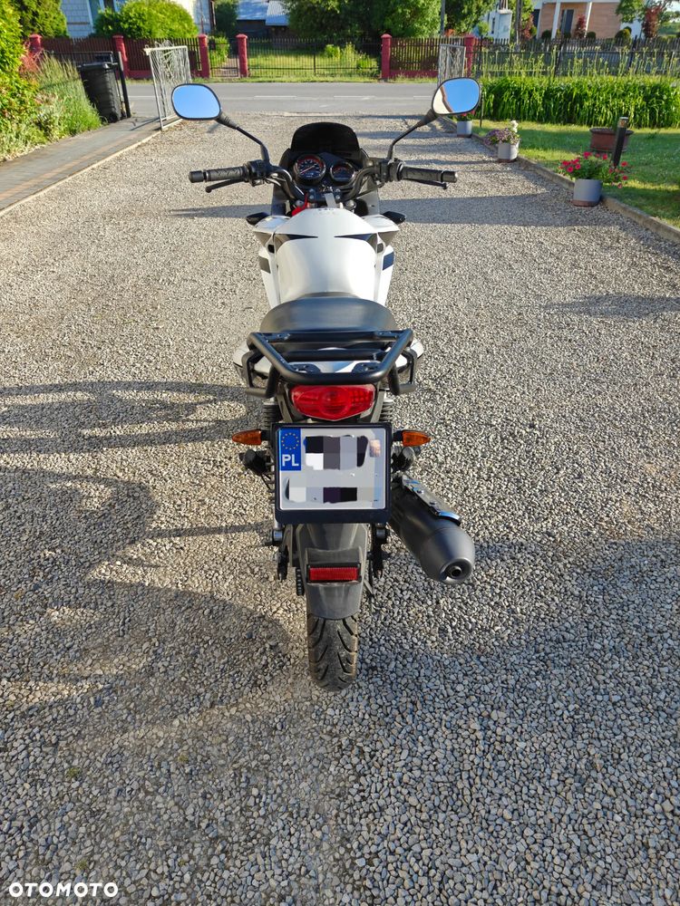 Honda CBF - 10