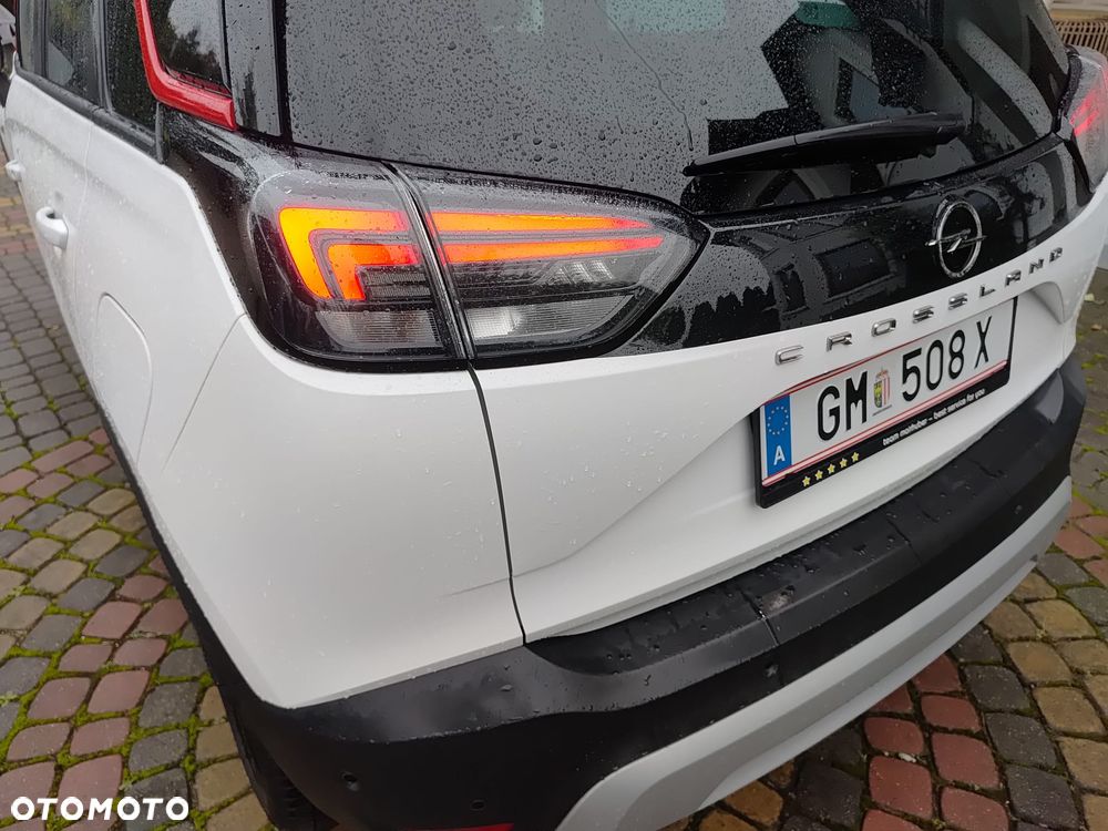 Opel Crossland X 1.2 T Design Line S&S - 9