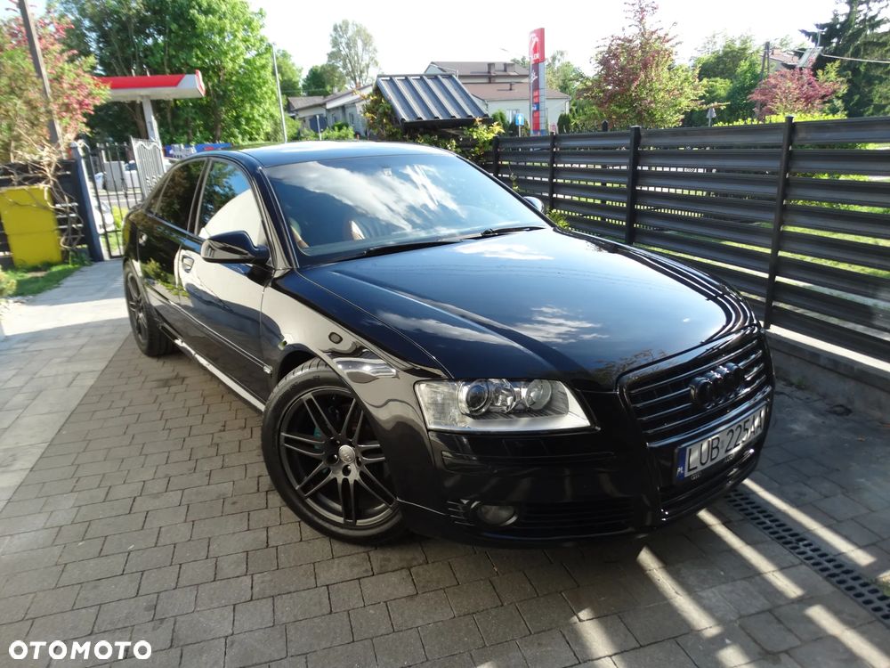 Audi A8 - 1