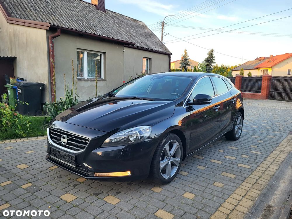 Volvo V40 T3 Momentum - 10