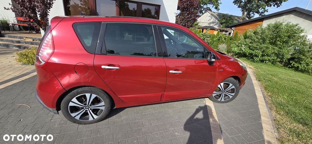 Renault Scenic 1.6 dCi Energy Bose Edition S&S - 16