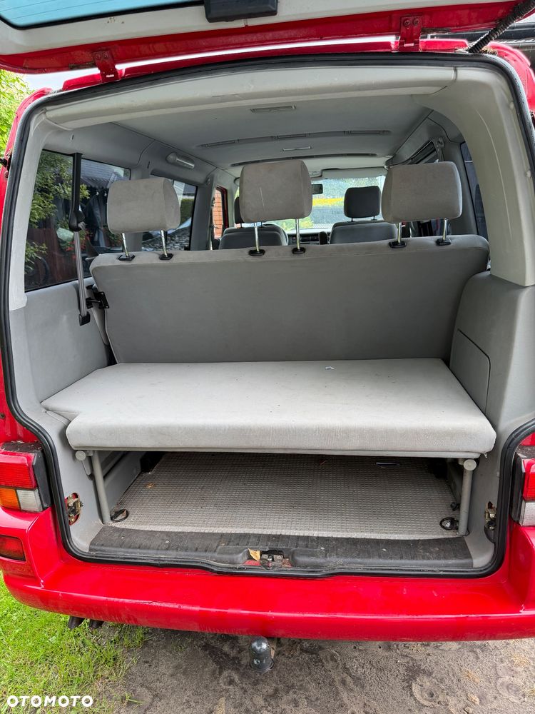 Volkswagen Multivan Standard - 16