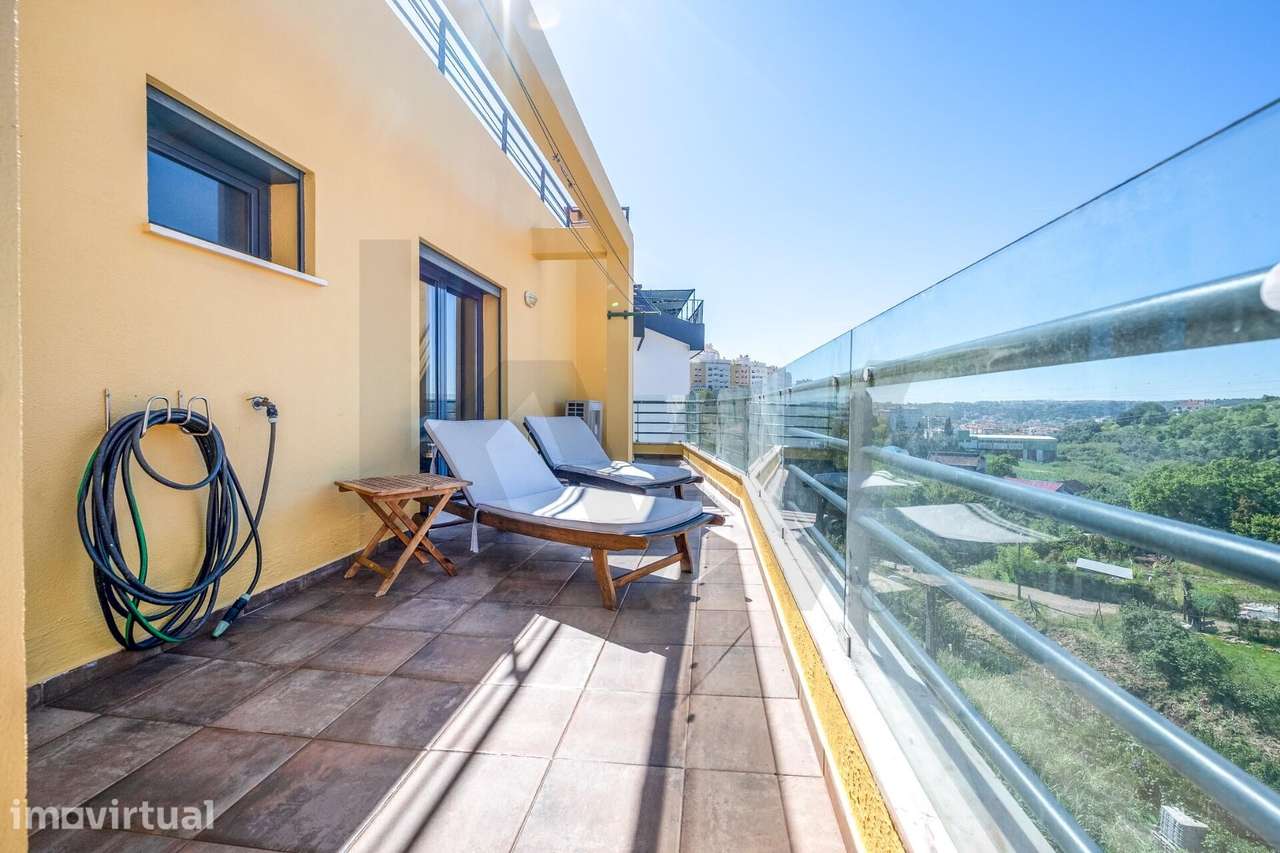 Apartamento T4 Exclusivo em Ramada, Odivelas - Onde a Luz Escolheu Mor - Grande imagem: 3/60