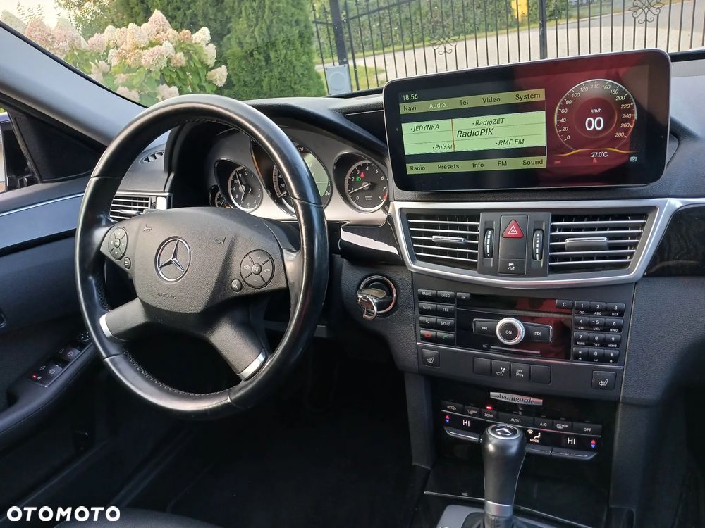 Mercedes-Benz Klasa E - 19