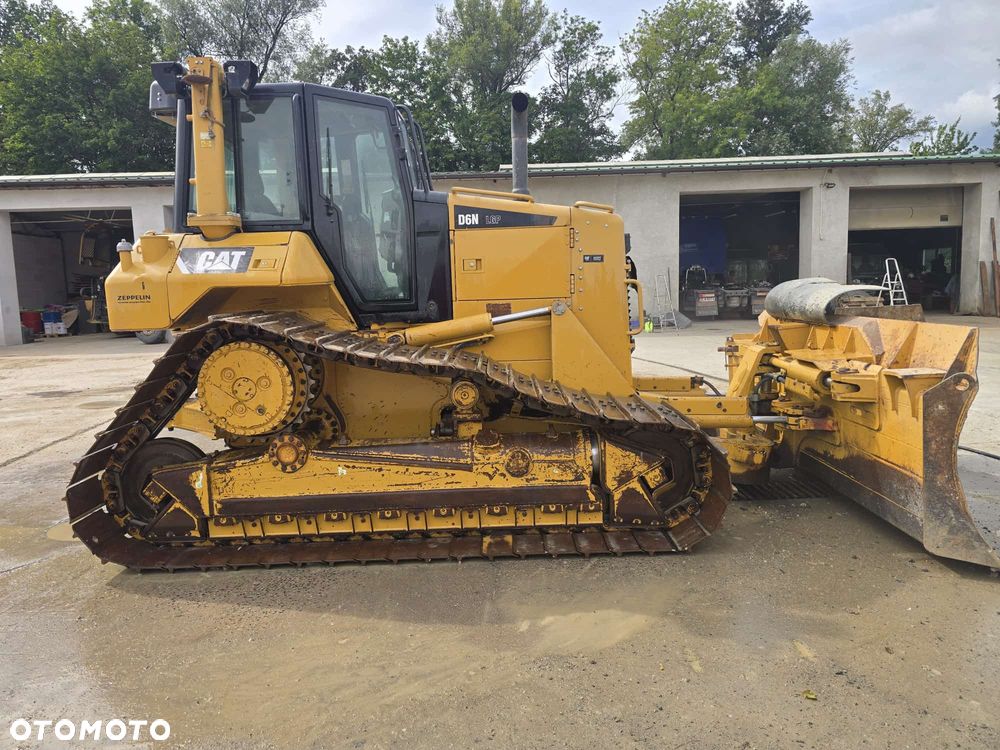 Caterpillar D6N LGP - 2