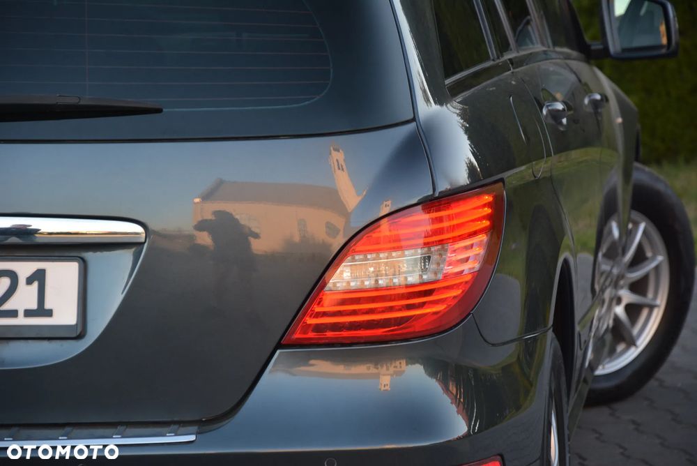 Mercedes-Benz Klasa R 300 CDI 7G-TRONIC DPF BlueEFFICIENCY - 12