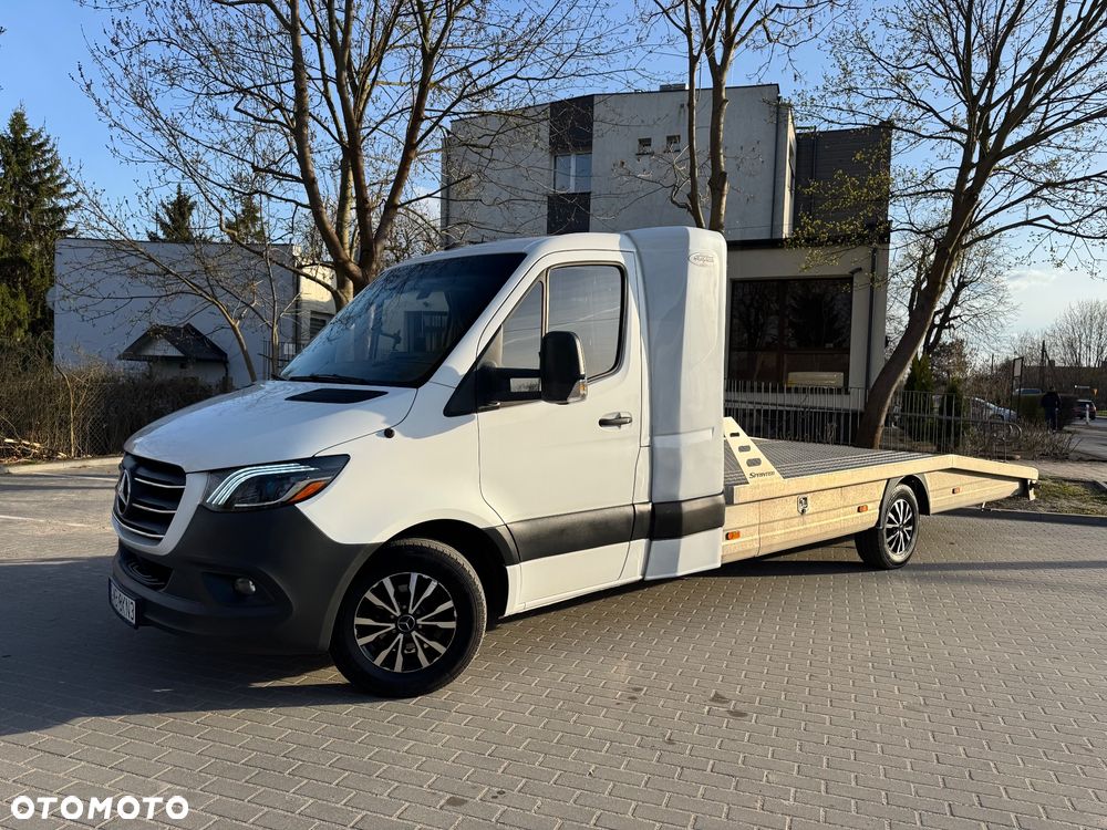 Mercedes-Benz Sprinter 907 - 13