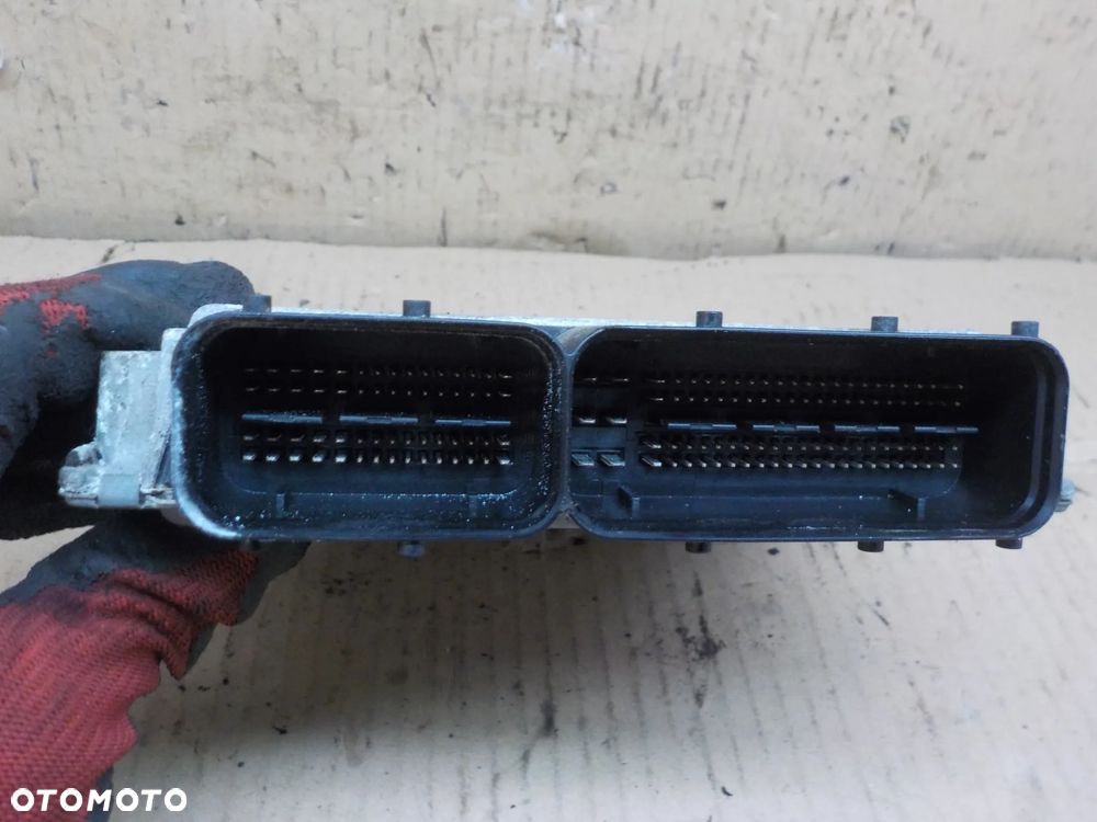 SKODA SUPERB II 1.6 TDI KOMPUTER STEROWNIK SILNIKA 03L906023JJ - 3