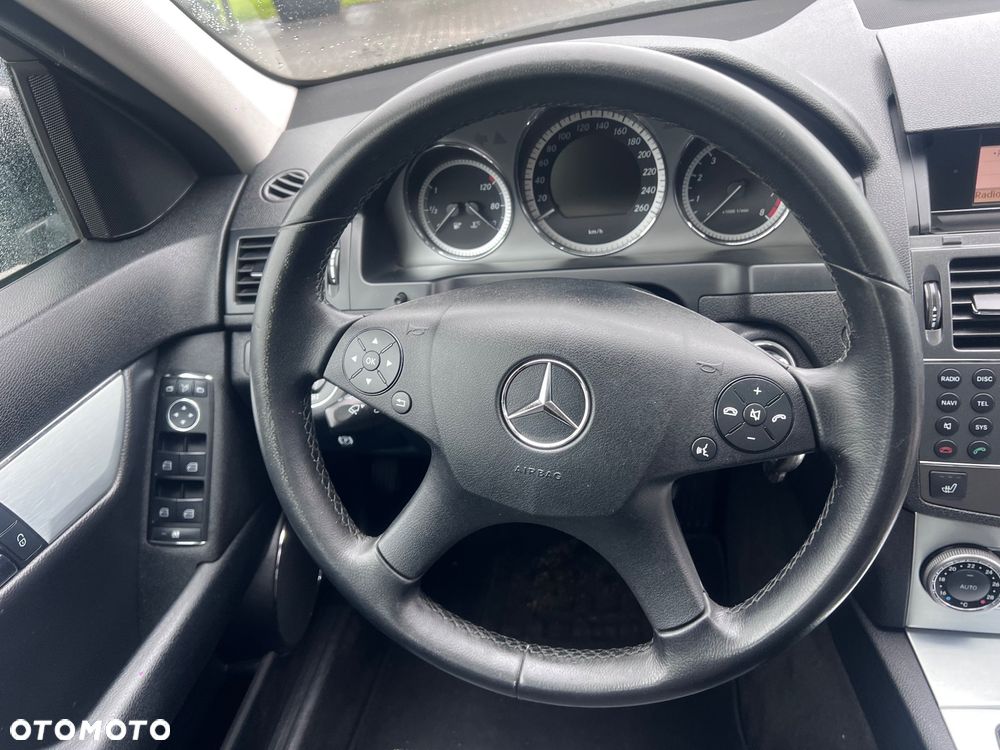 Mercedes-Benz Klasa C - 19