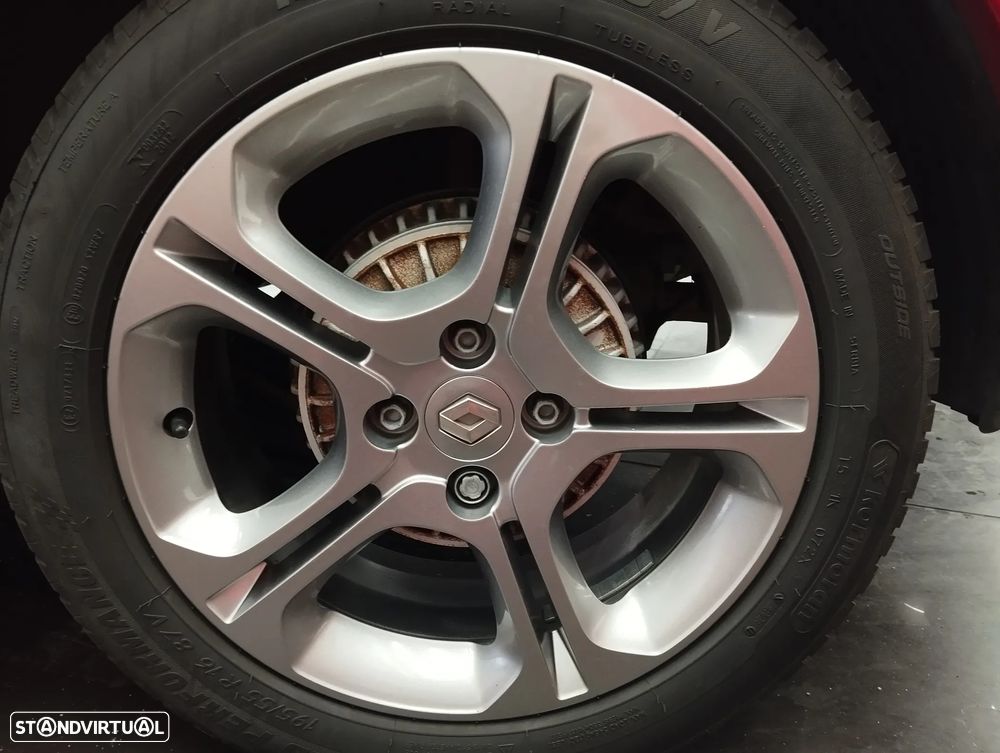 Renault Clio Sport Tourer 1.5 dCi GT Line - 9