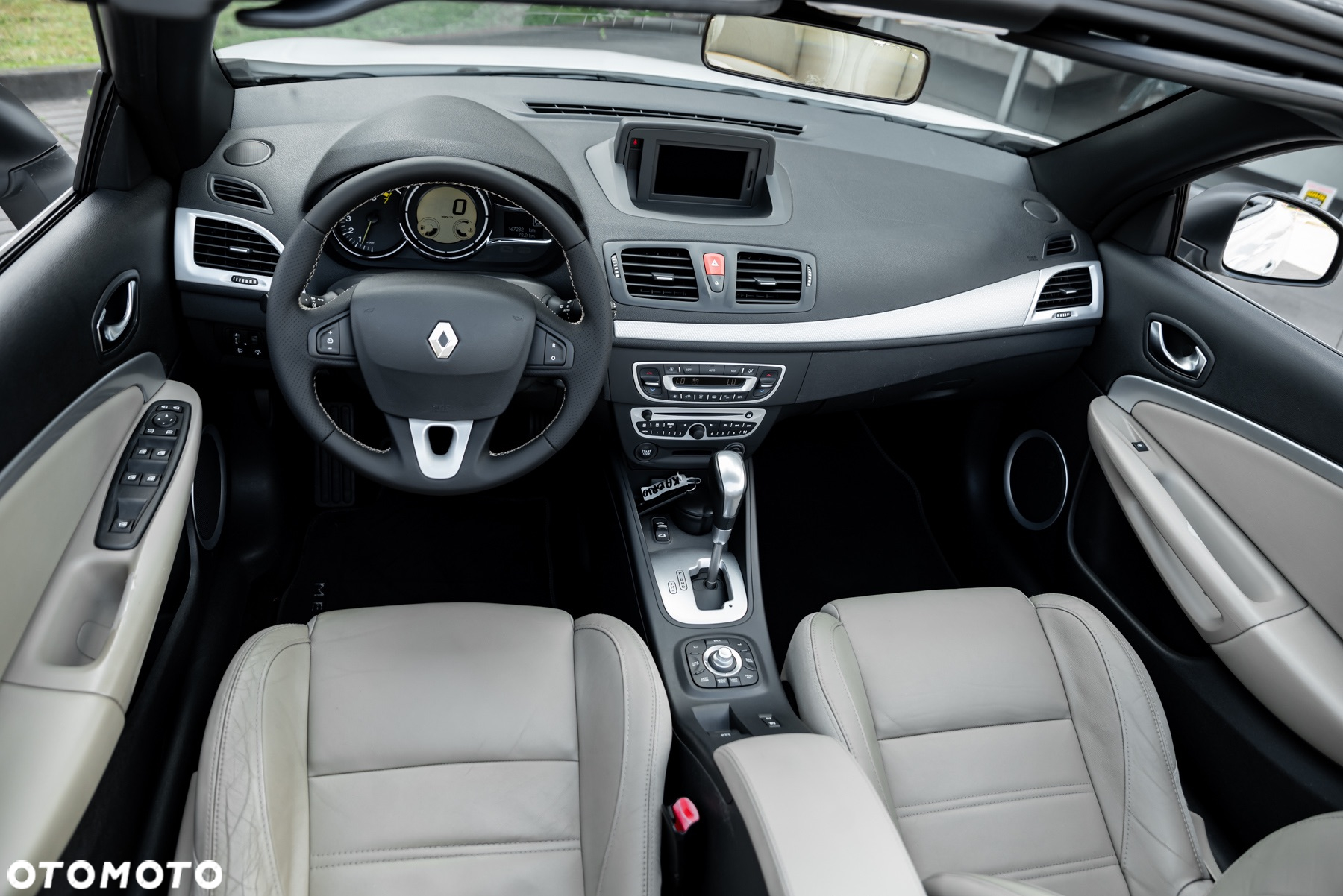Renault Megane 2.0 140 CVT Coupe-Cabriolet Dynamique - 29